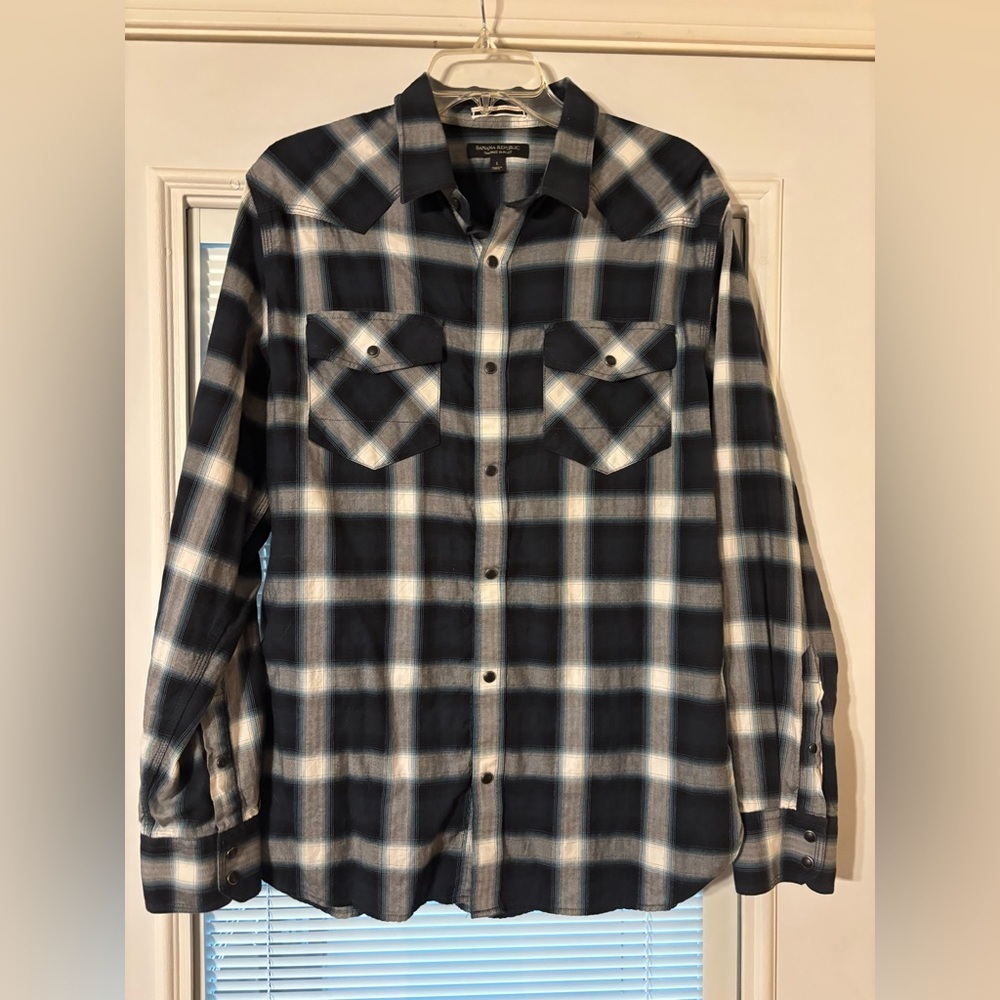 Banana Republic Men's Black & White Plaid Button-Down Shirt